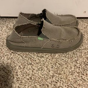 Sanuk Shoes